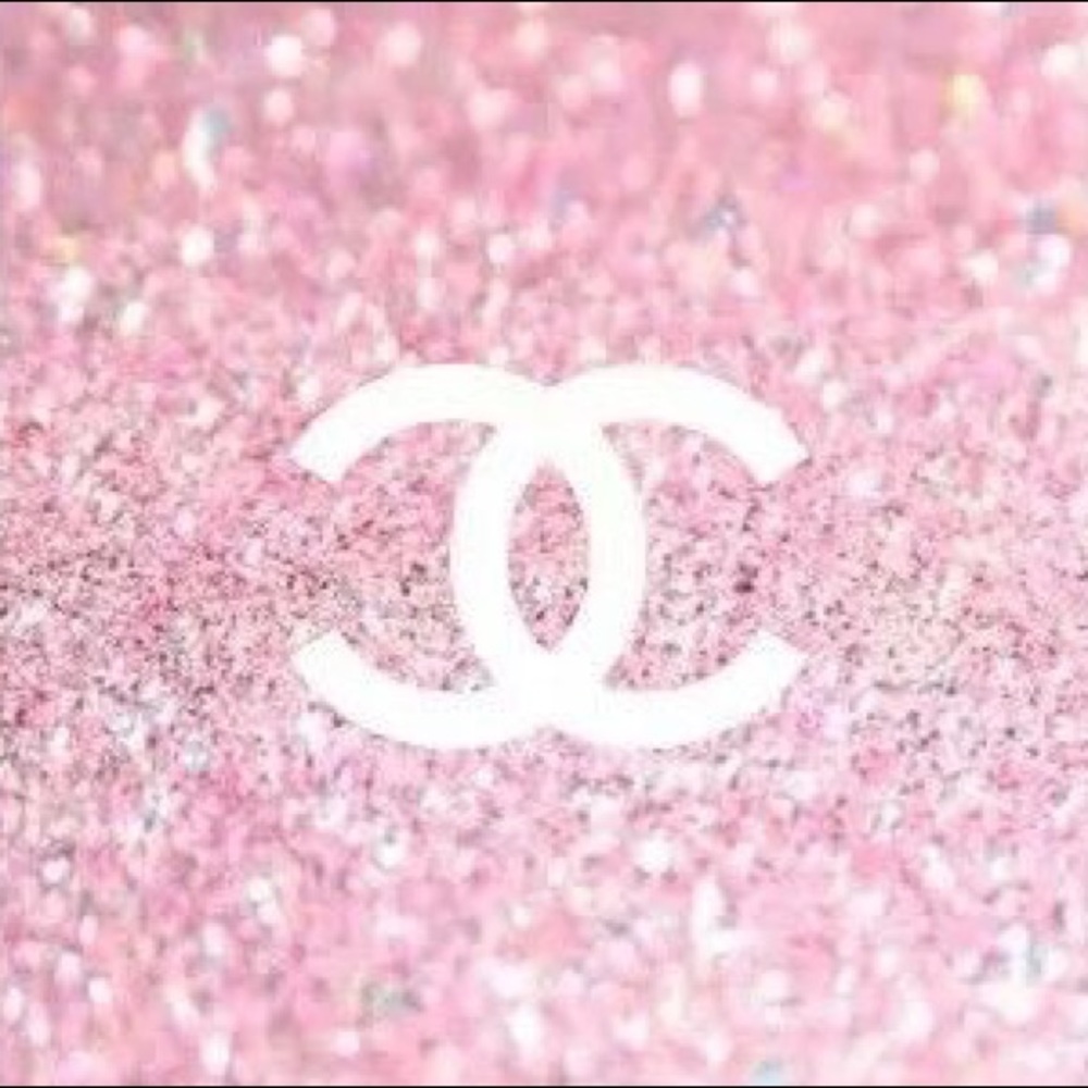 Welcome to my closet!!!! 💕💕💕